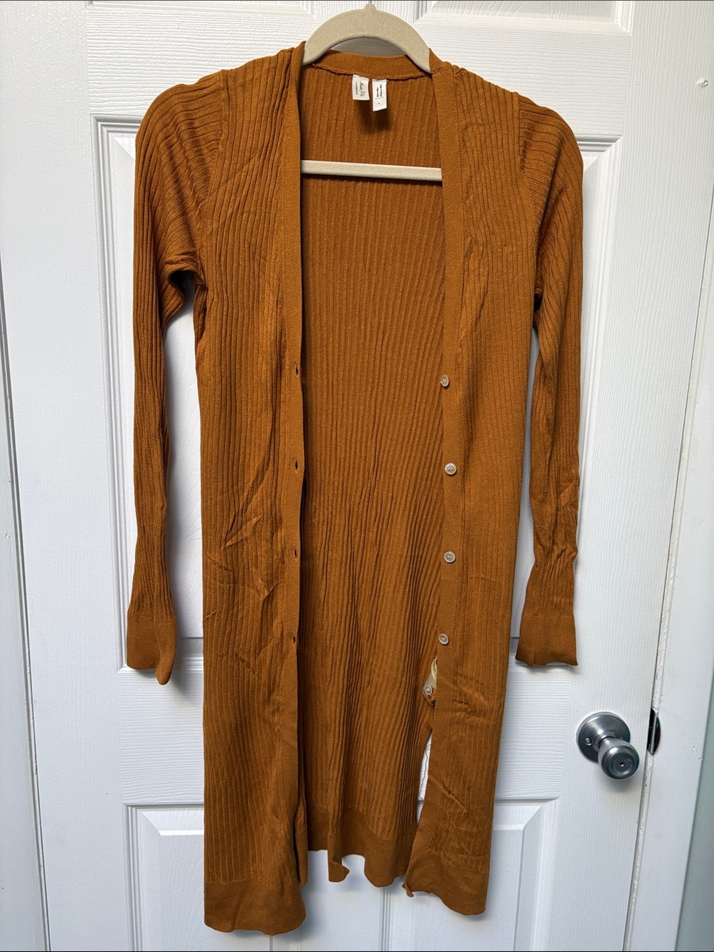 Anthropologie Ribbed Button-Front Long Sleeve Duster in Rust - Picture 3 of 9